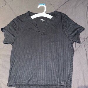 pac sun cropped tee ❤️